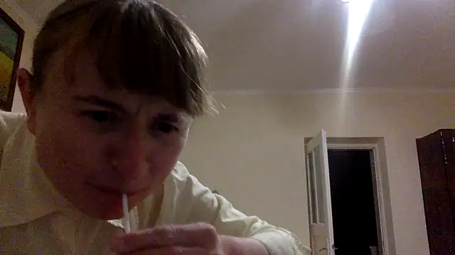 Snapshot of KlavdiaPetrivna chatting on November 1, 7:27 pm KlavdiaPetrivna online show from November 1, 7:27 pm