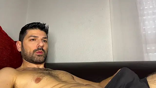 Snapshot of xxSexPrincexx chatting on February 17, 2:13 pm xxSexPrincexx online show from February 17, 2:13 pm