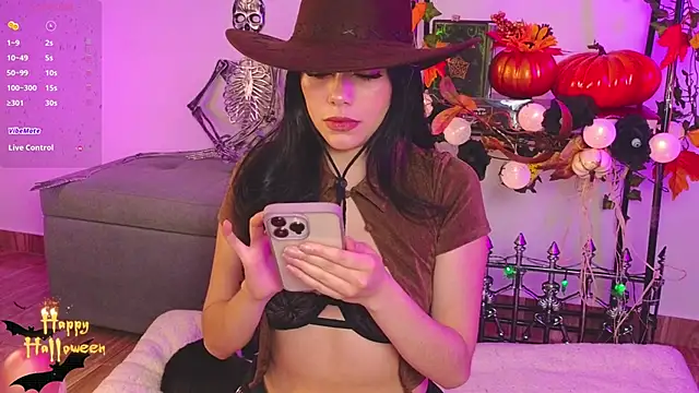 Soffimoon  online show from October 18, 1:52 am