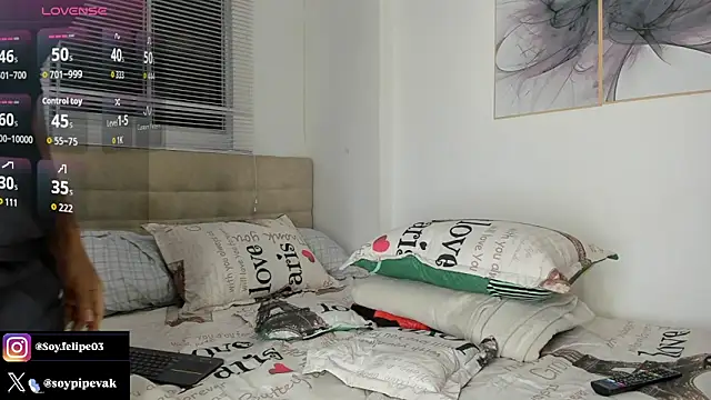 Snapshot of soyander03_ chatting on November 23, 9:42 am soyander03 online show from November 23, 9:42 am