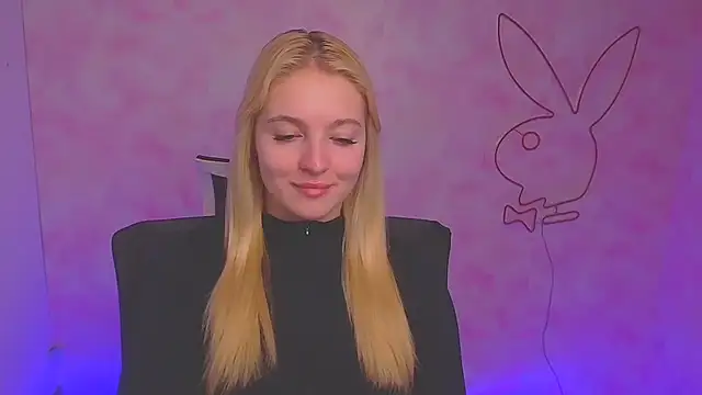 Snapshot of Milka_kiss_ chatting on December 14, 10:02 am Milka kiss online show from December 14, 10:02 am