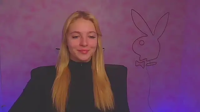 Snapshot of Milka_kiss_ chatting on December 16, 6:53 am Milka kiss online show from December 16, 6:53 am