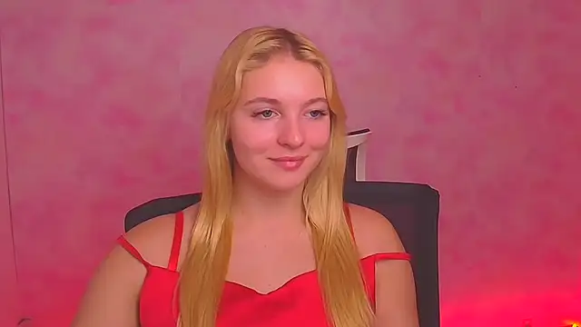 Snapshot of Milka_kiss_ chatting on December 26, 10:05 am Milka kiss online show from December 26, 10:05 am