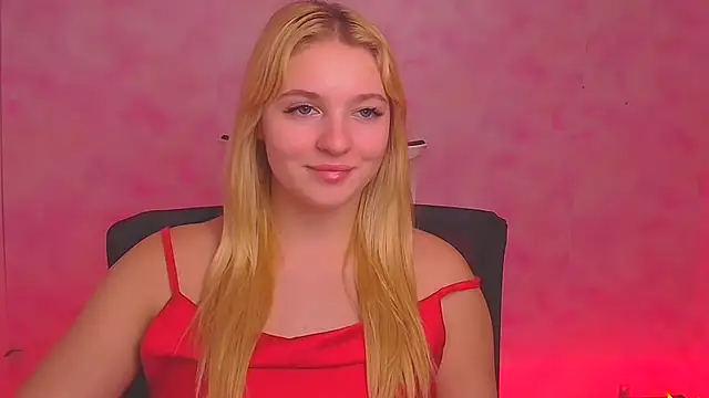 Snapshot of Milka_kiss_ chatting on December 28, 10:14 am Milka kiss online show from December 28, 10:14 am