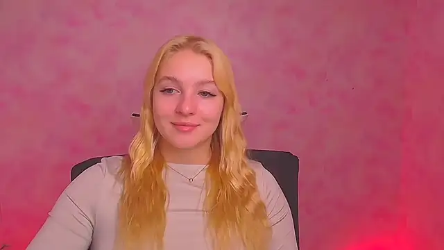 Snapshot of Milka_kiss_ chatting on January 3, 11:03 am Milka kiss online show from January 3, 11:03 am