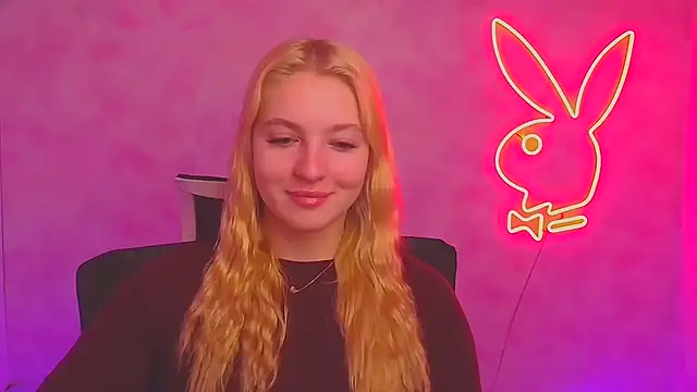 Snapshot of Milka_kiss_ chatting on January 14, 6:56 am Milka kiss online show from January 14, 6:56 am