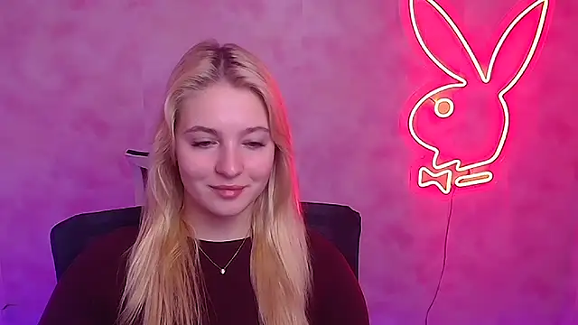 Snapshot of Milka_kiss_ chatting on February 6, 10:04 am Milka kiss online show from February 6, 10:04 am