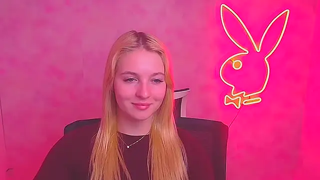 Snapshot of Milka_kiss_ chatting on February 10, 10:09 am Milka kiss online show from February 10, 10:09 am