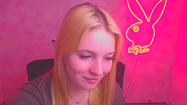 Snapshot of Milka_kiss_ chatting on February 11, 10:37 am Milka kiss online show from February 11, 10:37 am