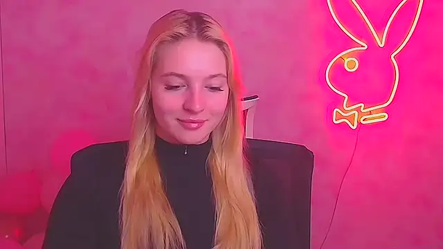 Snapshot of Milka_kiss_ chatting on February 22, 12:29 pm Milka kiss online show from February 22, 12:29 pm