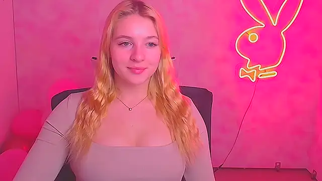 Snapshot of Milka_kiss_ chatting on February 25, 7:52 am Milka kiss online show from February 25, 7:52 am