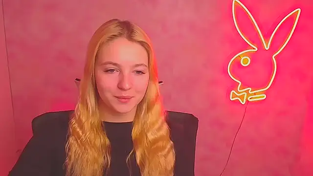 Snapshot of Milka_kiss_ chatting on March 2, 6:16 am Milka kiss online show from March 2, 6:16 am