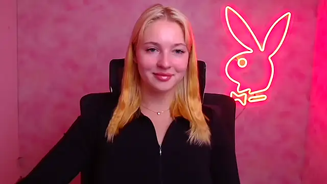 Snapshot of Milka_kiss_ chatting on September 25, 11:25 am Milka kiss online show from September 25, 11:25 am