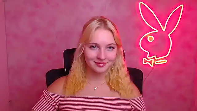 Snapshot of Milka_kiss_ chatting on September 27, 11:15 am Milka kiss online show from September 27, 11:15 am