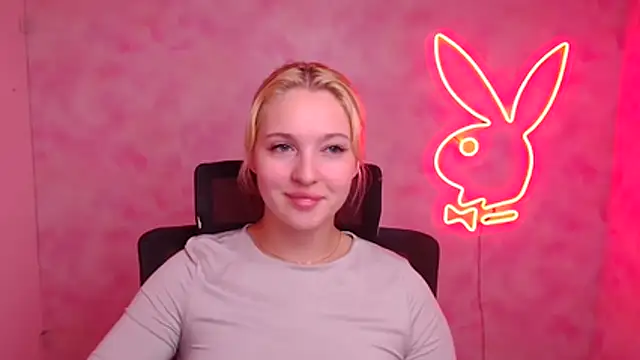 Snapshot of Milka_kiss_ chatting on October 9, 12:03 pm Milka kiss online show from October 9, 12:03 pm