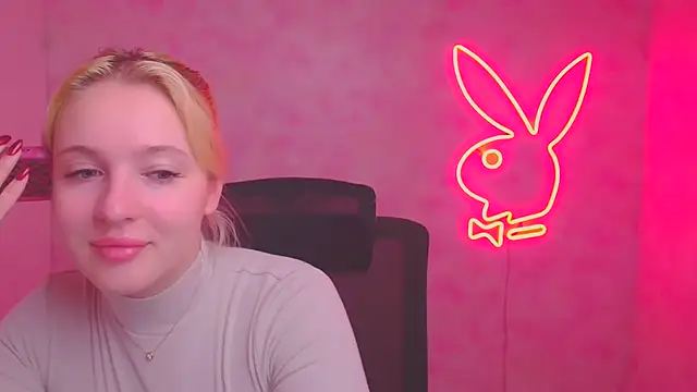 Snapshot of Milka_kiss_ chatting on October 25, 11:29 am Milka kiss online show from October 25, 11:29 am