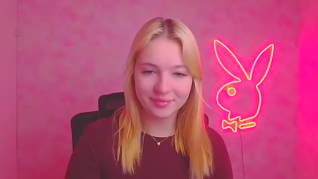 Snapshot of Milka_kiss_ chatting on November 7, 12:38 pm Milka kiss online show from November 7, 12:38 pm