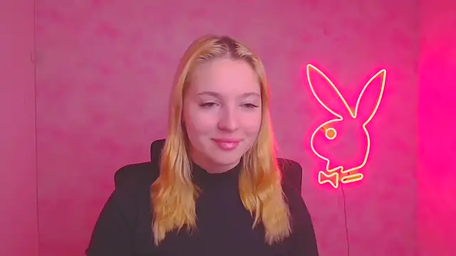 Snapshot of Milka_kiss_ chatting on November 10, 12:48 pm Milka kiss online show from November 10, 12:48 pm