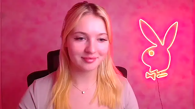 Snapshot of Milka_kiss_ chatting on November 20, 12:16 pm Milka kiss online show from November 20, 12:16 pm