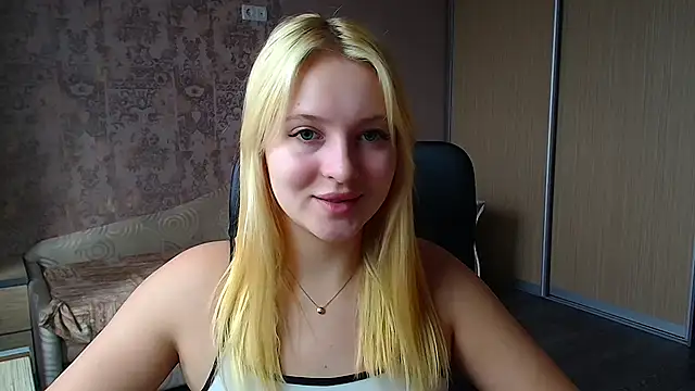 Milka kiss  online show from March 28, 1:00 pm