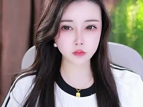 Qiaoqiao  online show from February 6, 4:47 pm
