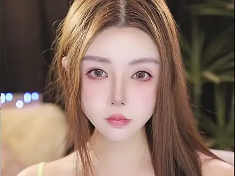 Qiaoqiao  online show from July 18, 4:11 pm
