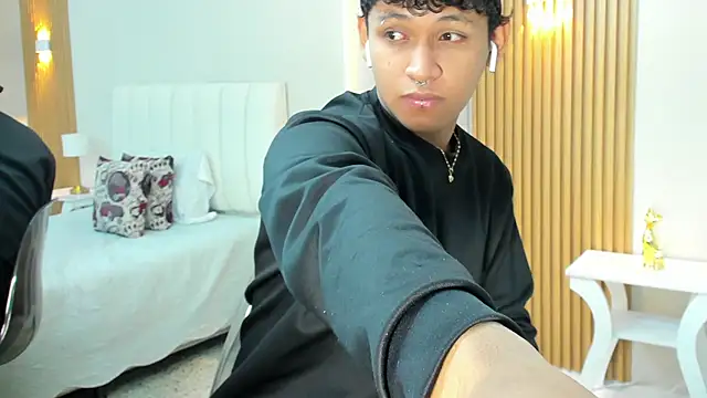 axel ps online show from October 15, 3:39 am