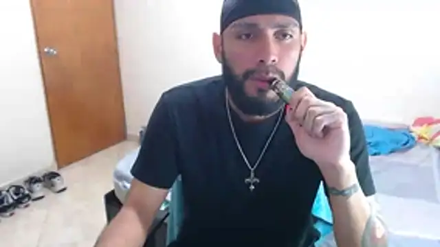 samir music online show from November 6, 1:23 pm