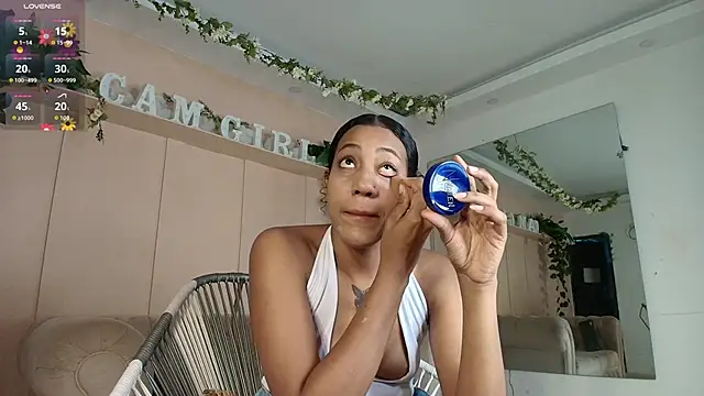 flavia cruz online show from March 8, 12:20 pm