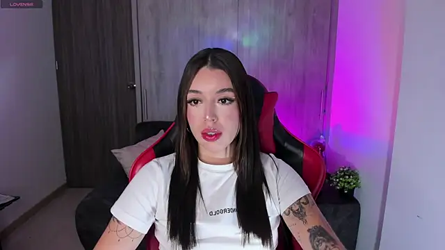 zoee jackson online show from January 11, 1:21 am