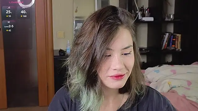 alicekiit online show from October 1, 11:55 pm