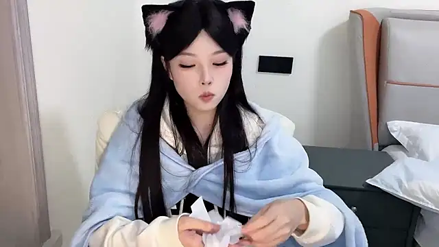 Q-ing online show from January 21, 11:55 pm