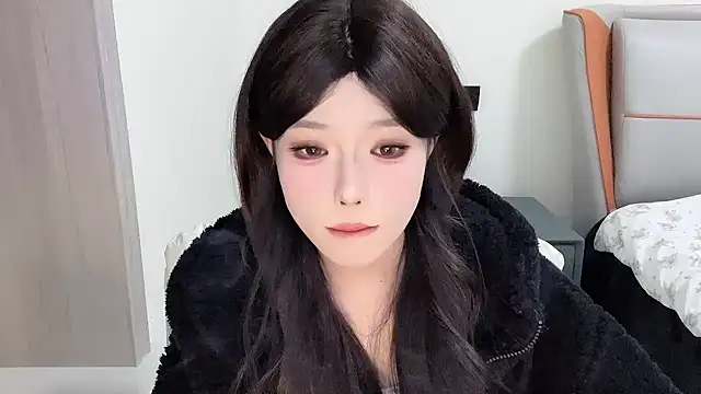 Q-ing online show from February 22, 7:47 pm