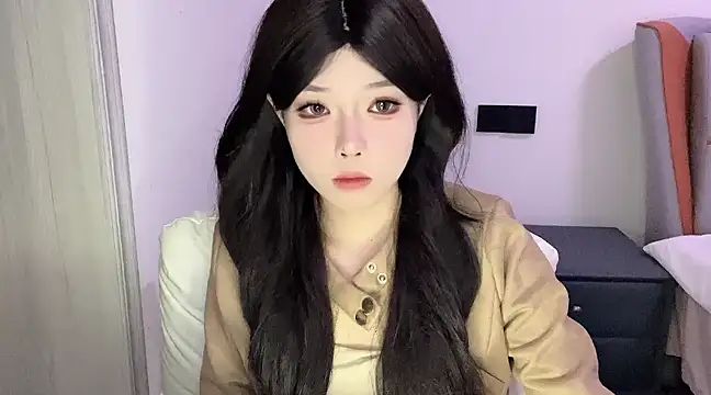 Q-ing online show from March 10, 11:21 am