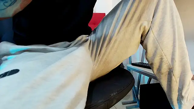 Andrey u92 online show from November 6, 8:32 pm