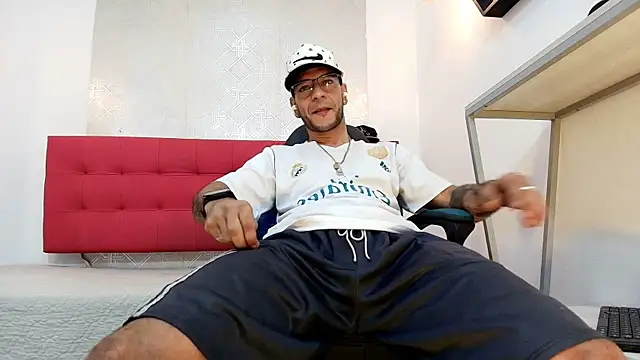 Andrey u92 online show from November 8, 4:01 am