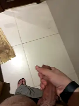 Snapshot of smithrosinha chatting on December 3, 6:54 am smithrosinha online show from December 3, 6:54 am