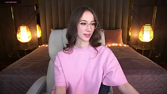 Evelyn Rush online show from March 23, 3:54 am