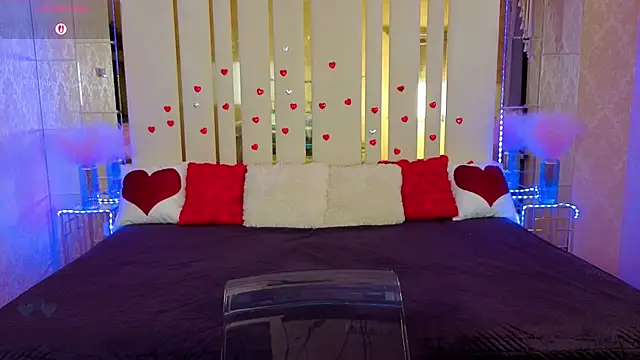 Evelyn Rush online show from February 19, 9:27 am