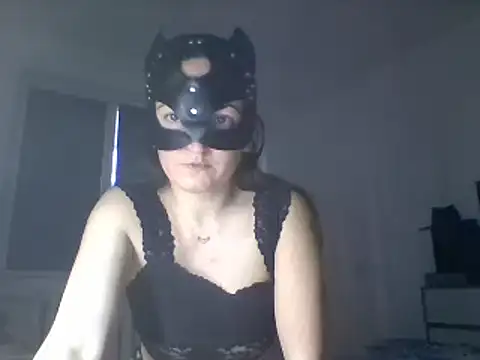 Snapshot of MaxWellas6 chatting on December 18, 1:39 pm MaxWellas6 online show from December 18, 1:39 pm