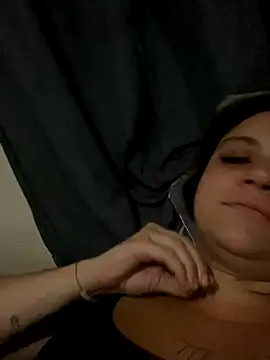 Snapshot of dan_pires chatting on December 7, 11:56 pm dan pires online show from December 7, 11:56 pm