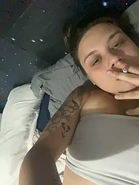 Snapshot of dan_pires chatting on January 9, 1:56 pm dan pires online show from January 9, 1:56 pm