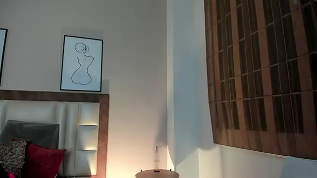 SabrinaWarrenn online show from January 28, 12:00 pm
