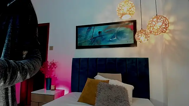 SabrinaWarrenn online show from February 17, 11:44 am