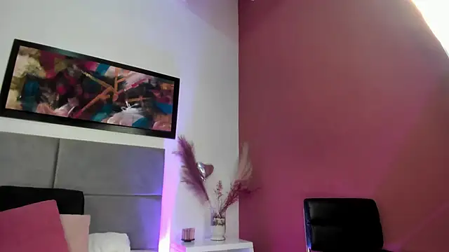 SabrinaWarrenn online show from February 19, 11:38 am