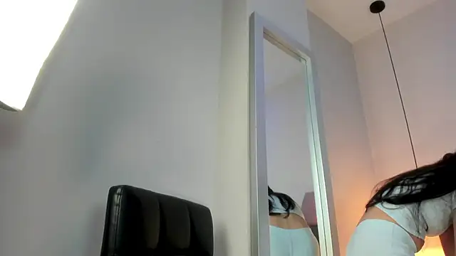 SabrinaWarrenn online show from March 10, 11:32 am