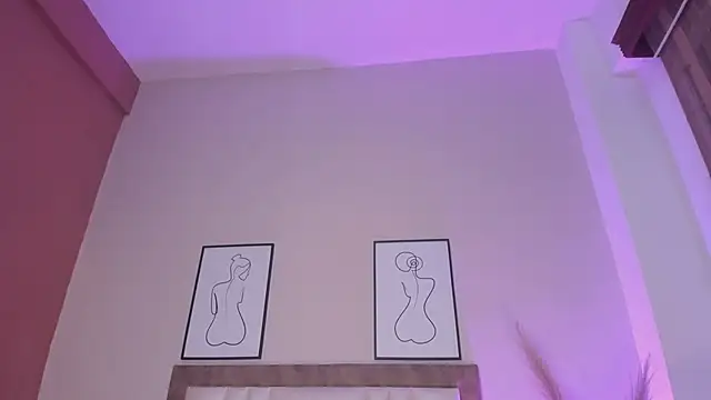 SabrinaWarrenn online show from September 25, 12:58 am