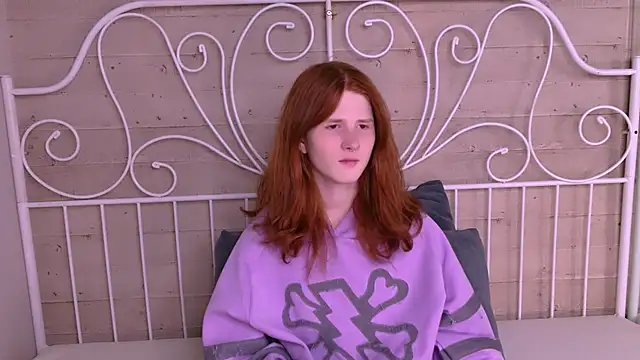 Snapshot of ZaynGraham chatting on November 1, 10:50 am ZaynGraham online show from November 1, 10:50 am