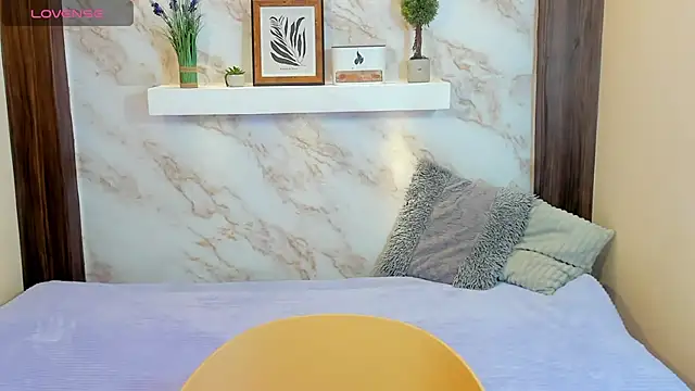 AmyBarton02 online show from December 2, 5:30 pm