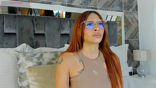 Snapshot of TaniaSmith1 chatting on October 13, 11:05 pm TaniaSmith1 online show from October 13, 11:05 pm